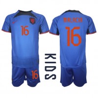 Fotballdrakt Barn Nederland Tyrell Malacia #16 Bortedraktsett VM 2022 Kortermet (+ Korte bukser)